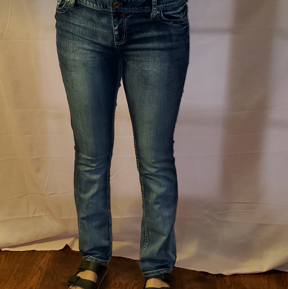Women's jeans, low-rise